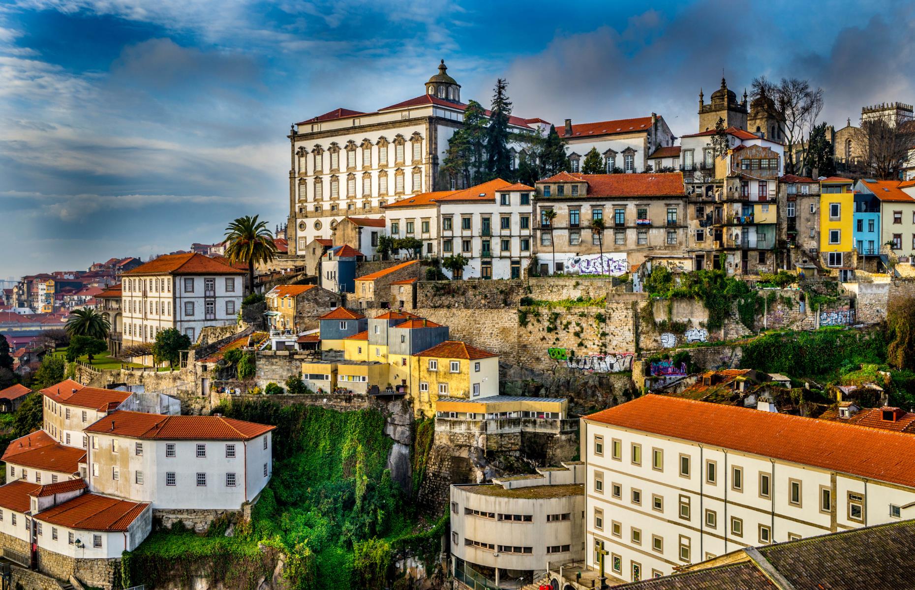Portugal: cost of living $1,700 (£1,300)  per couple per month